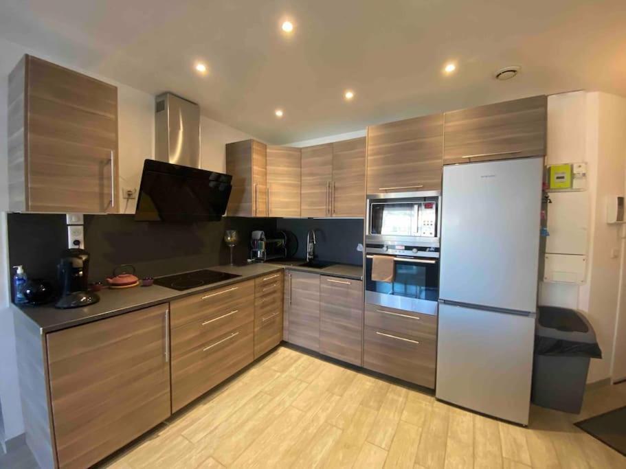 Charmant Appartement T3 La Ciotat Exterior photo